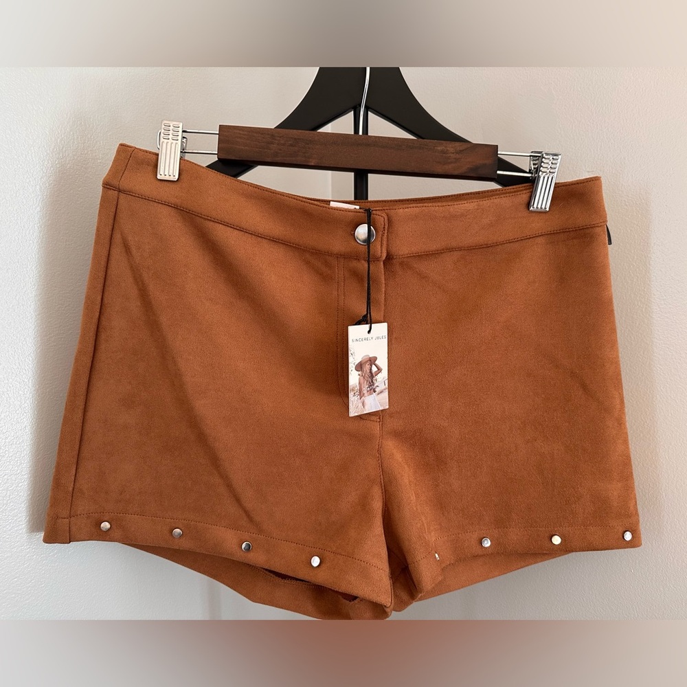 Sincerely Jules Shorts